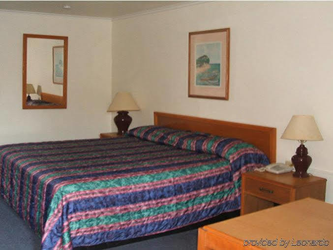 Capital O Padre Island Corpus Christi Hotel Room photo